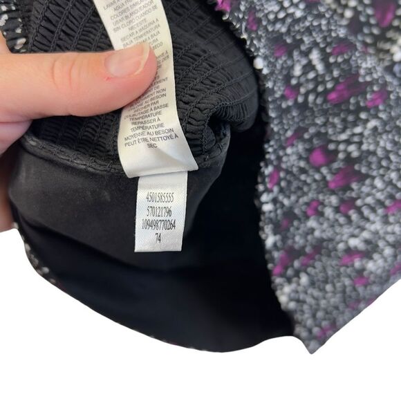 White House Black Market elastic back Black Tank Top small - Picture 10 of 10